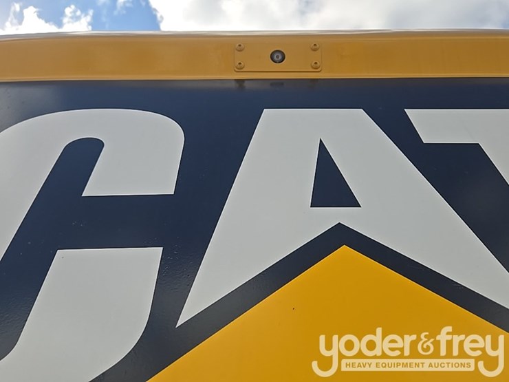 2019-caterpillar-336-image-50