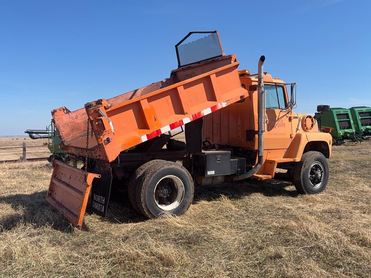 1989-ford-l8000-image-5