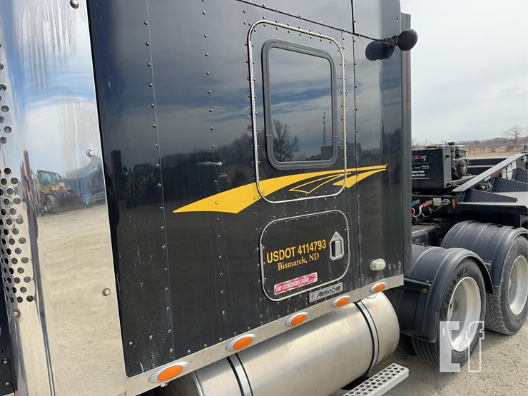 2005-kenworth-t800-image-43