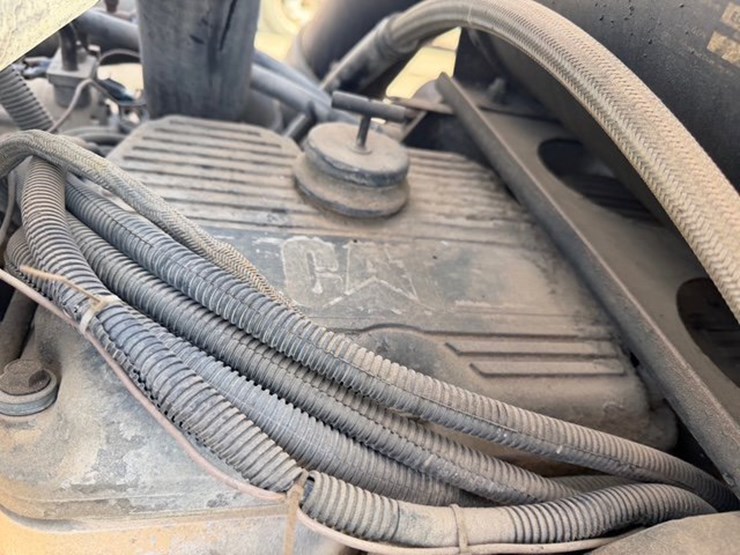 2007-caterpillar-c15-image-14