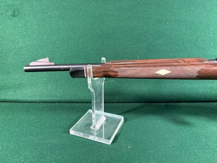 remington-mdl-10c-22lr-nylon-rifle-image-8