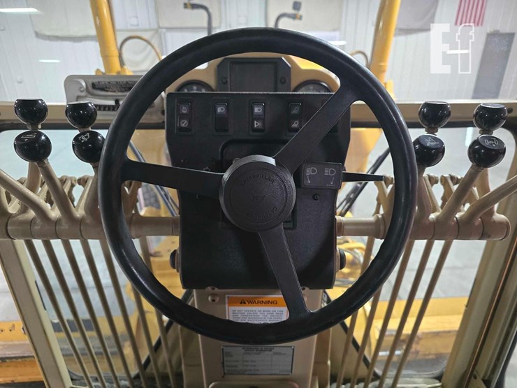 2003-caterpillar-140h-image-12