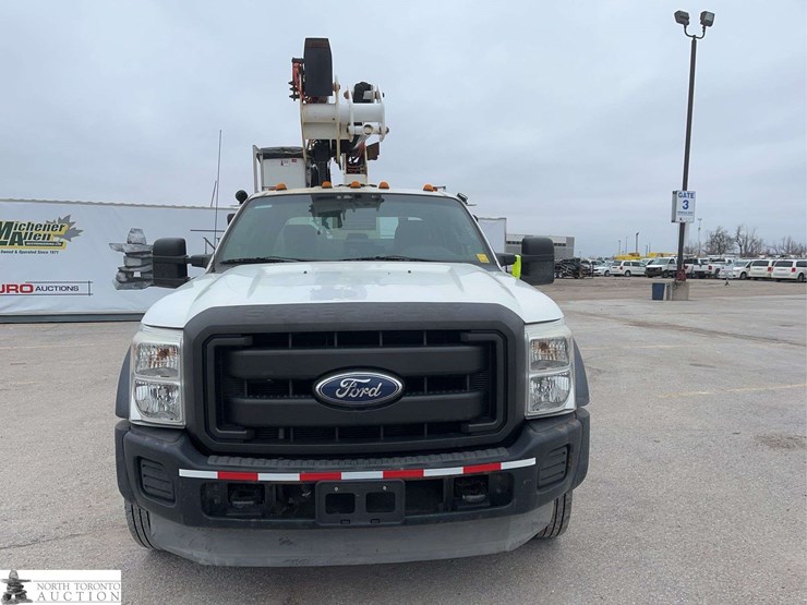 2011-ford-f550-image-2