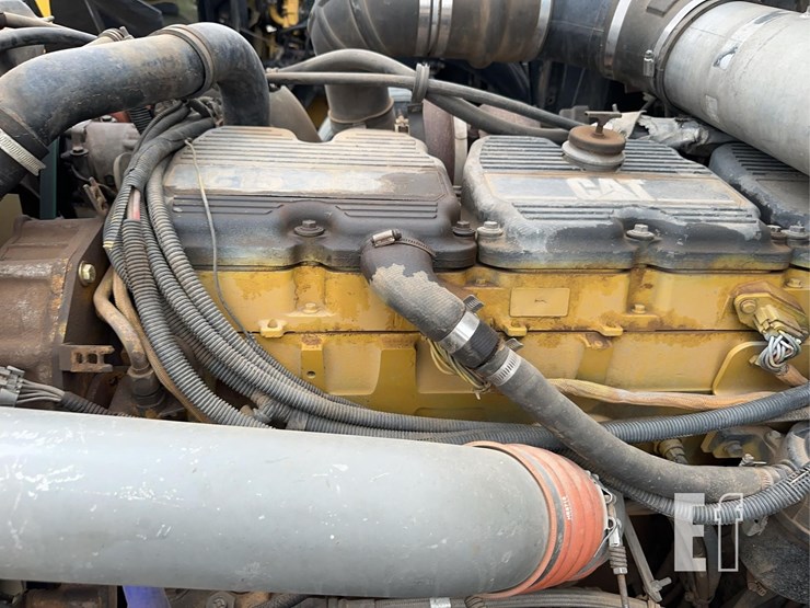 2005-kenworth-t800-image-13