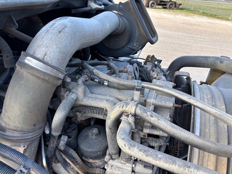 2015-international-prostar-image-14