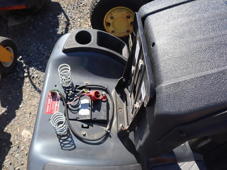 troy-bilt-super-bronco-image-17