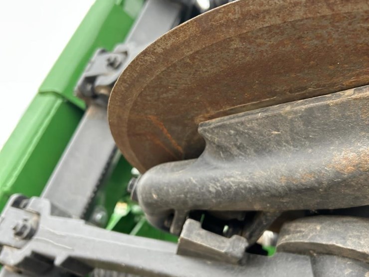 2014-john-deere-1990ccs-image-15