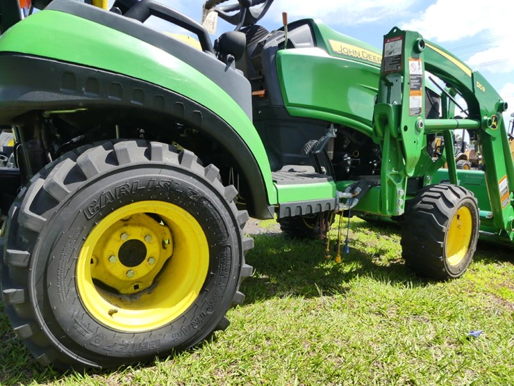 john-deere-1025r-image-6
