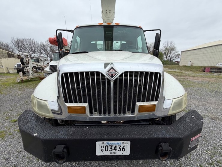 2004-international-durastar-4300-image-12