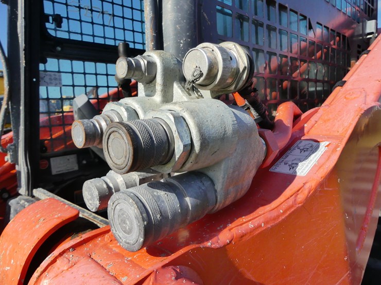 kubota-svl97-2-image-11