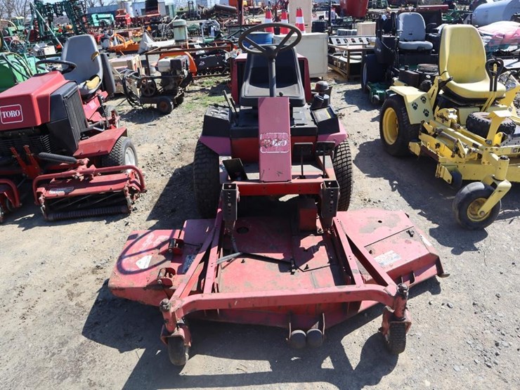 toro-groundsmaster-224-image-3