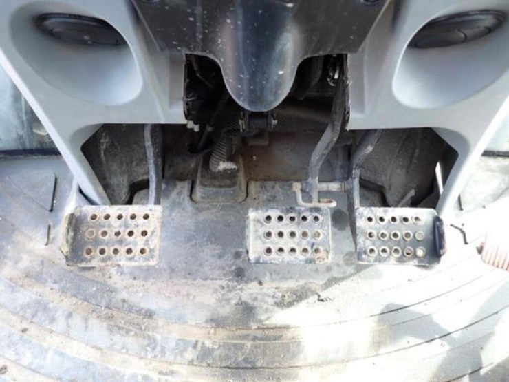 2014-new-holland-t4.75-image-13