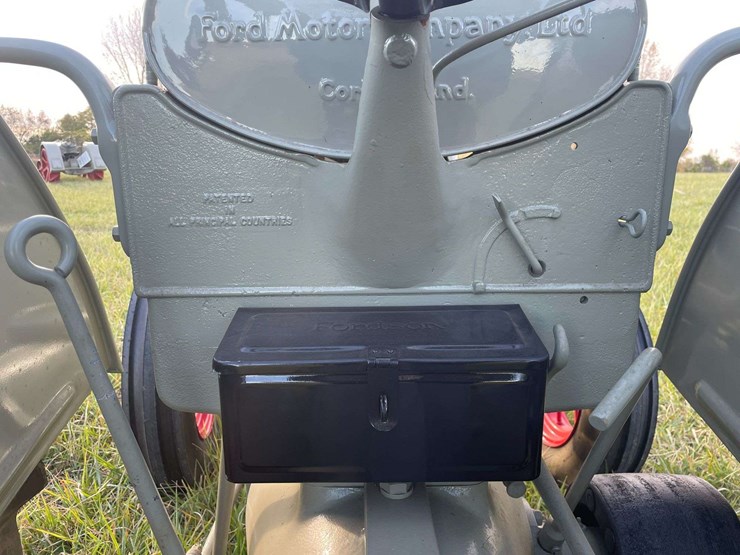 1929-fordson-tractor-image-44