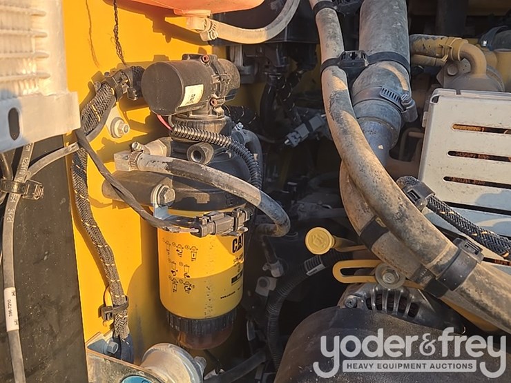 2022-caterpillar-289d3-image-53