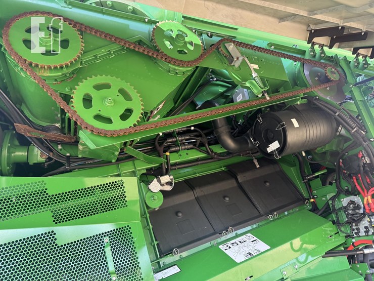 2019-john-deere-s790-image-13