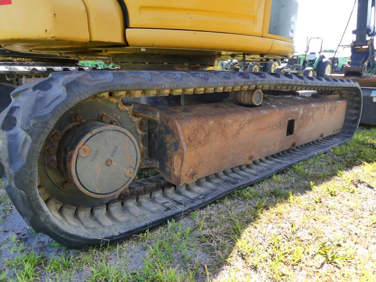 2019-deere-35g-image-6