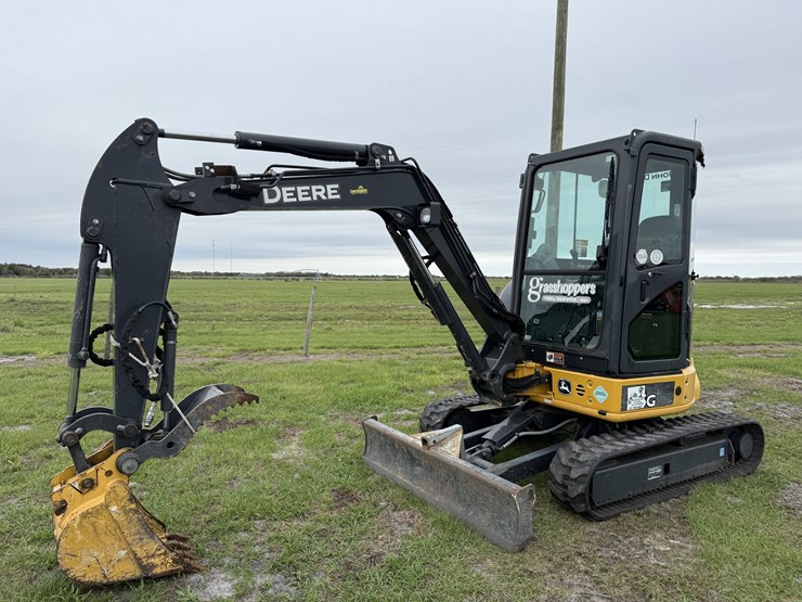 2018-deere-35g-image-1