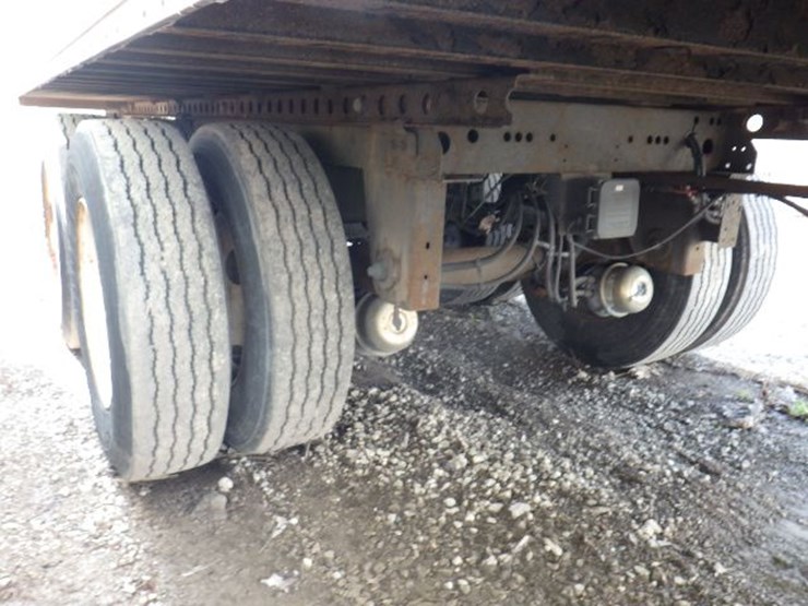 2014-hyundai-translead-image-10