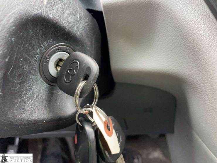 2015-toyota-sienna-image-14