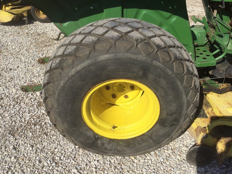 john-deere-850-image-10