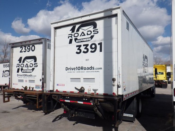 2020-hino-268a-image-6