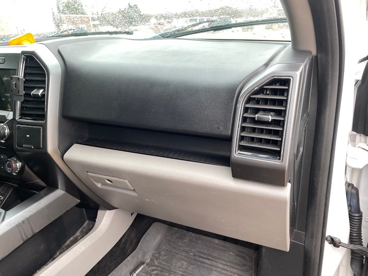 2018-ford-f150-image-43