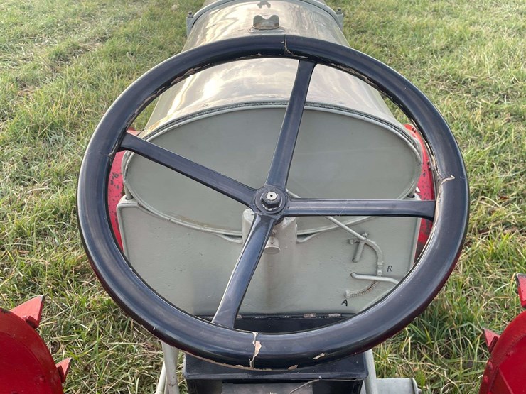 1917-experimental-fordson-tractor-(oldest-fordson-tractor-in-the-world)-image-41