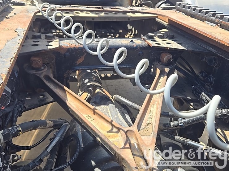 2014-kenworth-t880-image-70