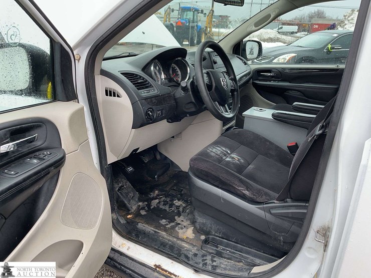 2014-ram-c/v-image-10