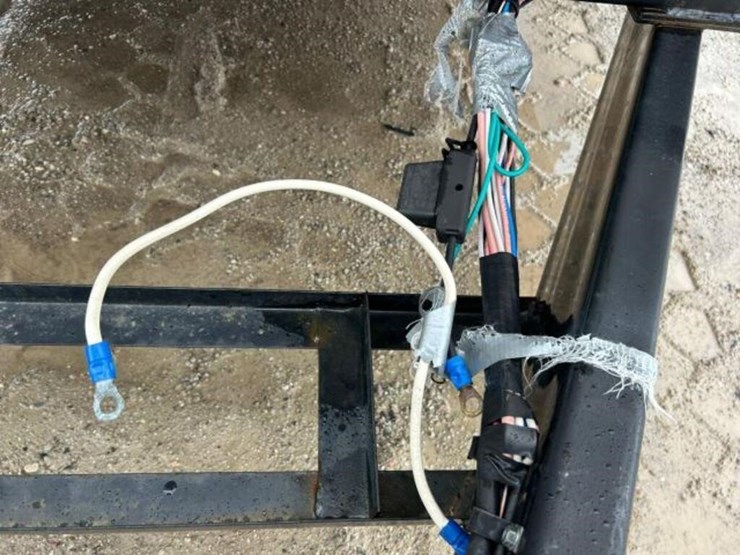 2010-gulf-stream-innsbruck-supreme-lodge-40tbs-t/a-image-12