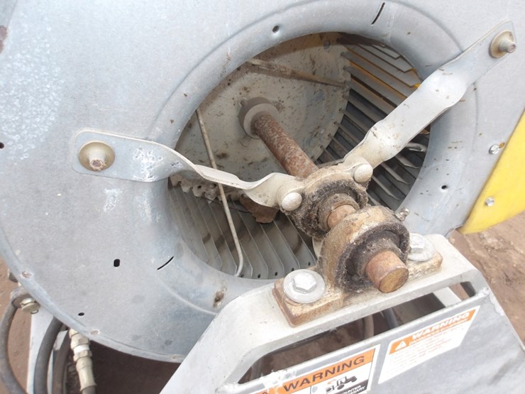 #7363-•-a1-mist-sprayer-\ufffd-pto-driven-orchard-/-vineyard-image-4