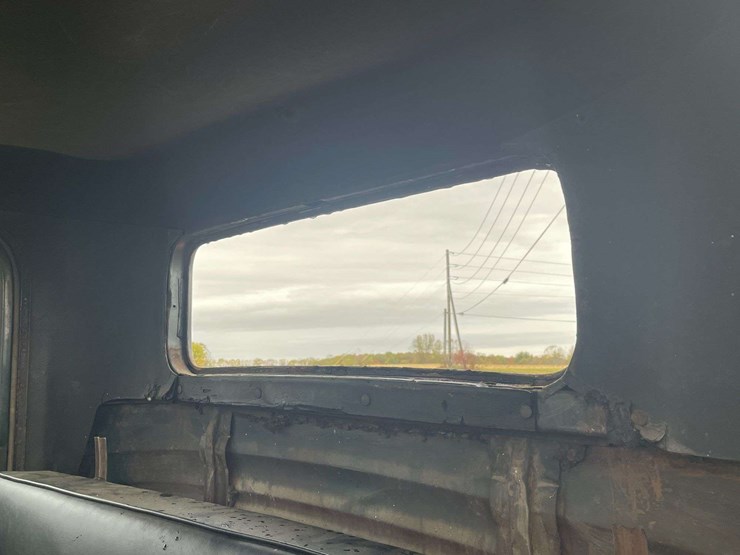 1935-ford-wrecker-image-54