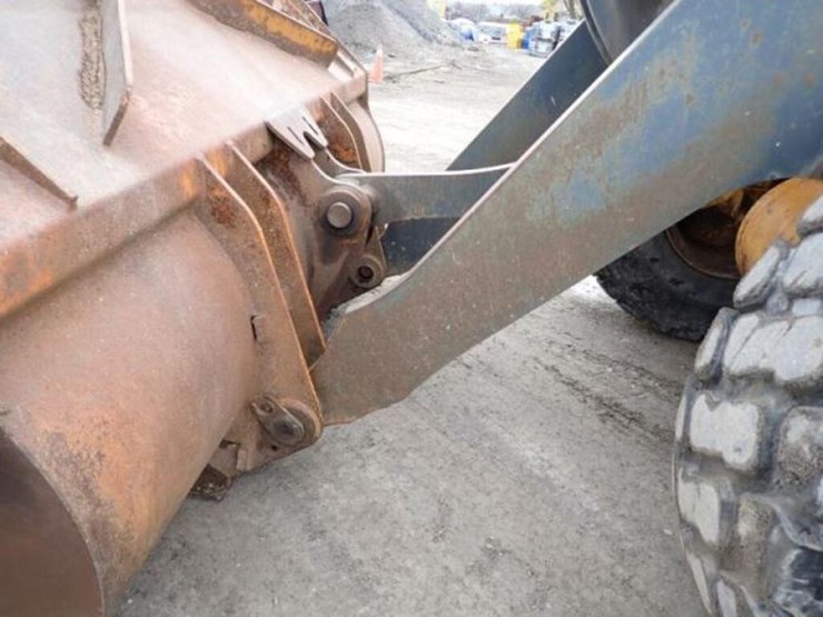 2006-deere-624j-image-23