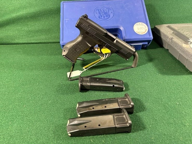 smith-&-wesson-sw99-pistol-9mm-image-6