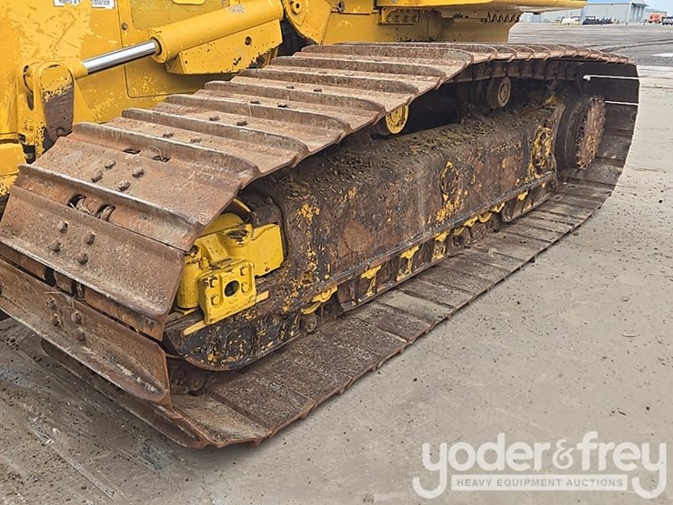 2014-komatsu-d61px-23-image-10