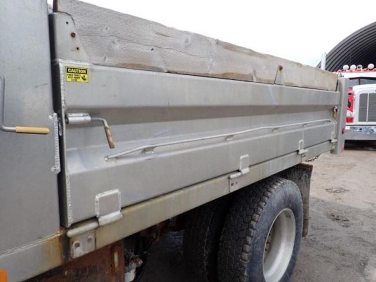 2017-ford-f750-image-42