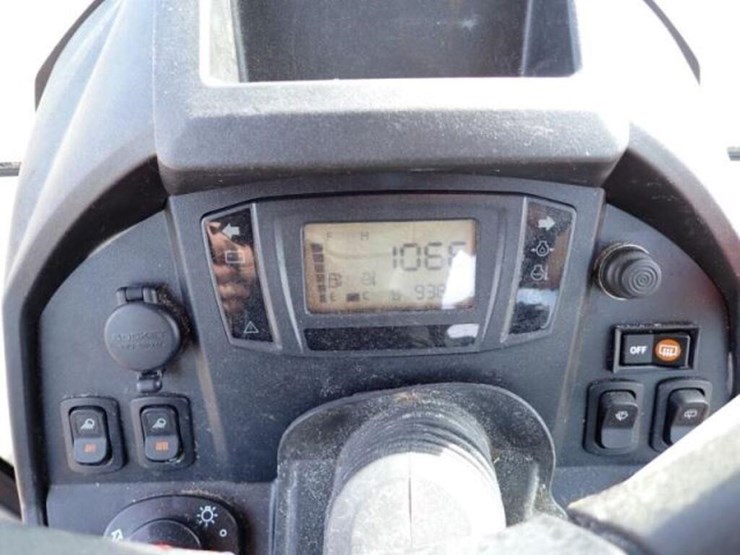 2017-kubota-b2650hsd-image-13