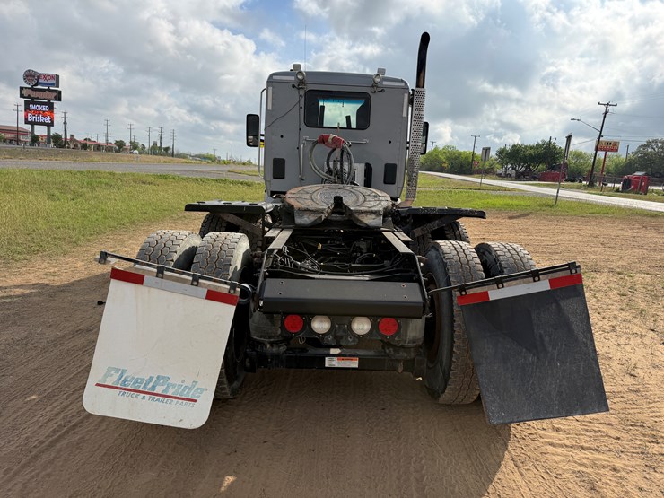 2020-kenworth-t880-image-6