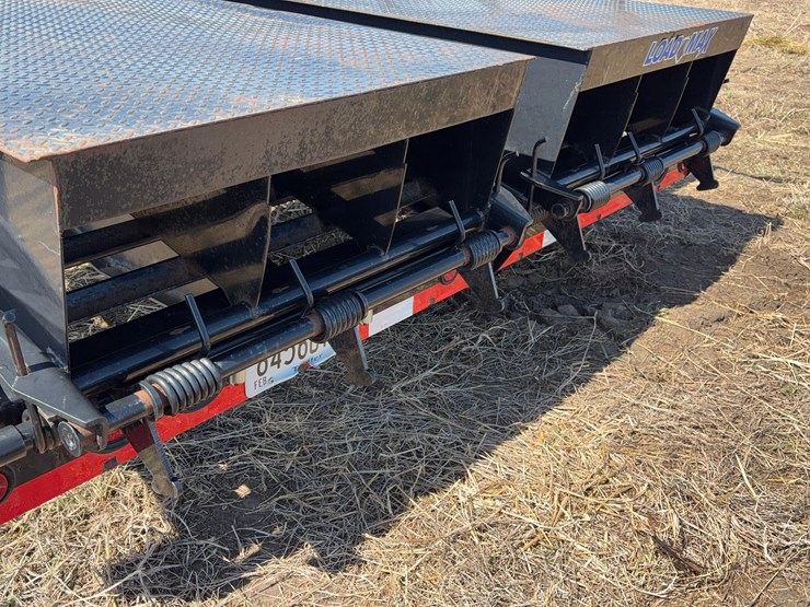 2017-load-rite-flatbed-trailer-image-11