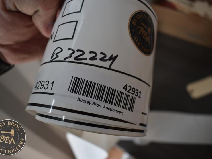 caterpillar-dozer-lawn-ornament-42931-image-7