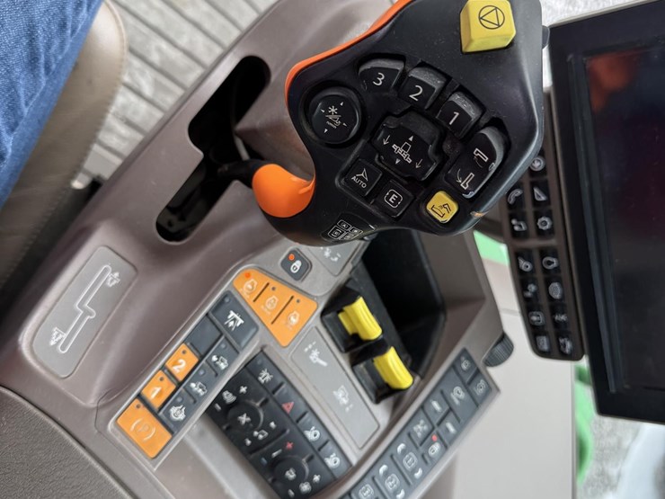 2020-john-deere-s780-image-60