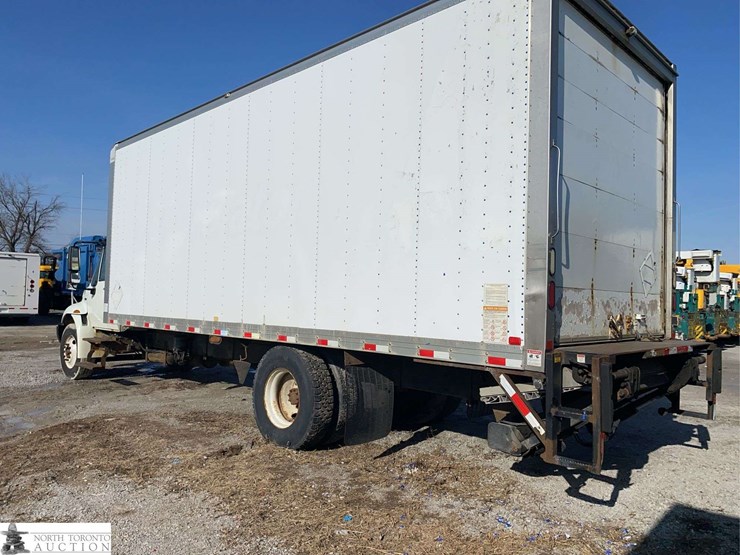 2013-international-durastar-4300-image-4