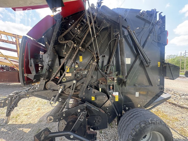 2018-case-ih-rb565-image-10