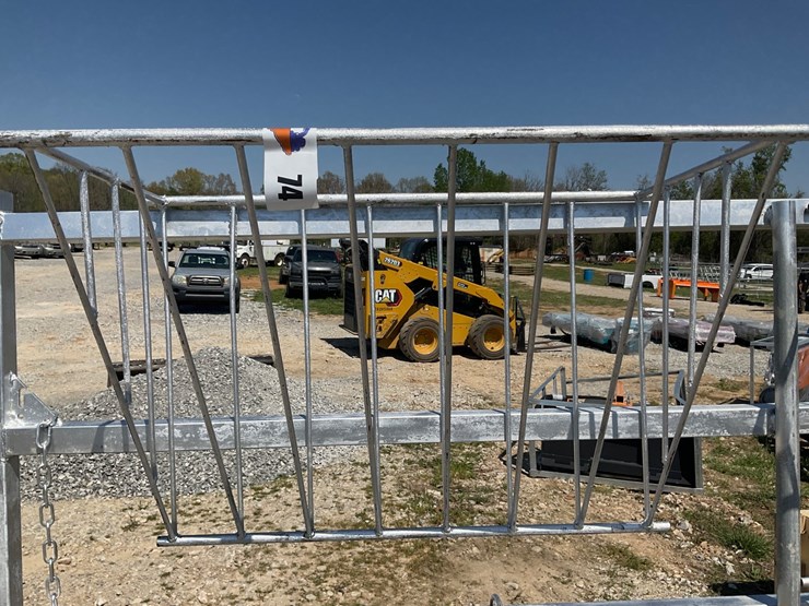 #74-•-galvanized-hanging-hay-manger-image-1