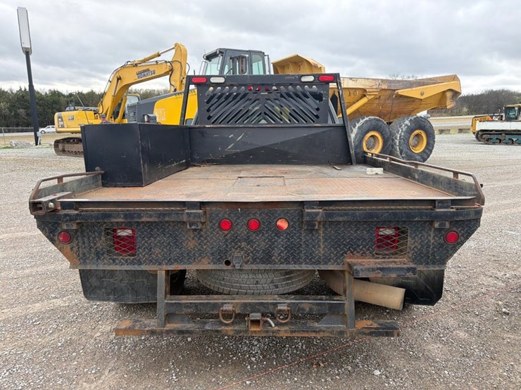 2013-gmc-3500hd-image-5