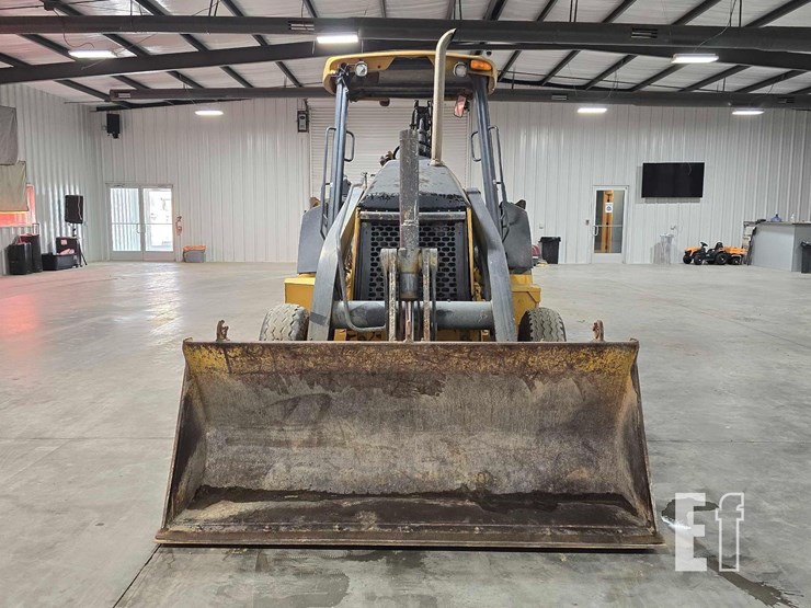 2011-deere-310j-image-7