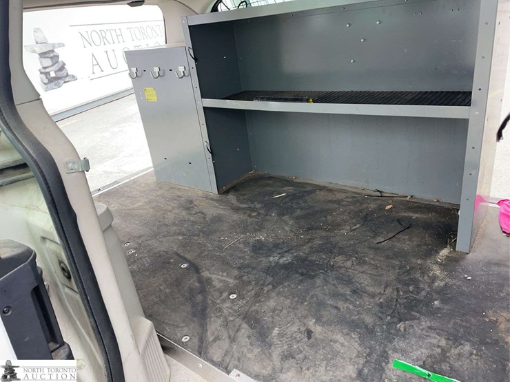 2010-dodge-grand-caravan-image-20