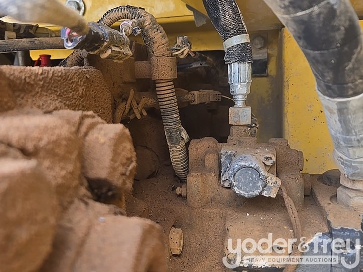 2015-komatsu-pc490-lc-11-image-48