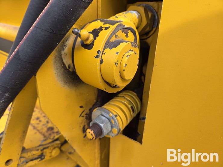 2011-buffalo-/-henke-72001254-roller-mill-image-12