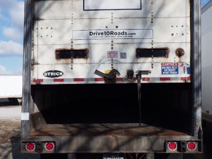 2015-strick-van-image-13